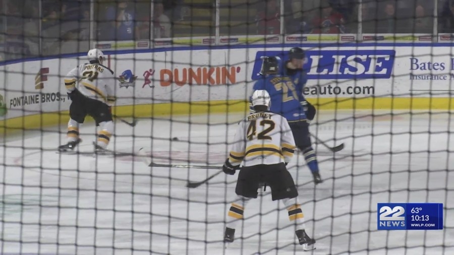 Thunderbirds fall to Bears Wednesday night, 4-2