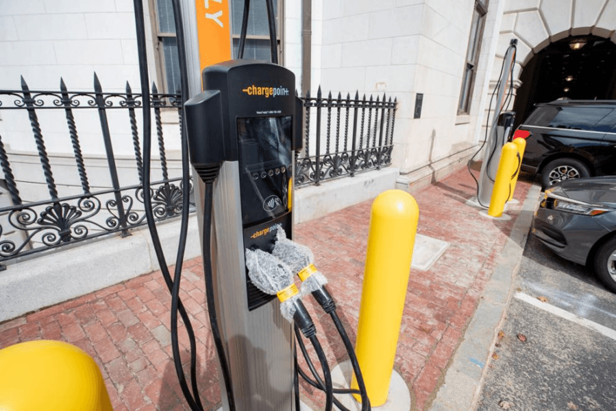 Survey finds interest in buying electric vehicles declining