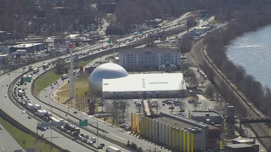 Traffic delays on I-91 south in downtown Springfield