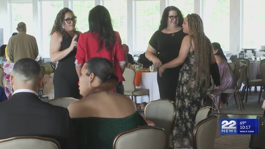 Local high school seniors recognized with Latino scholarship funds
