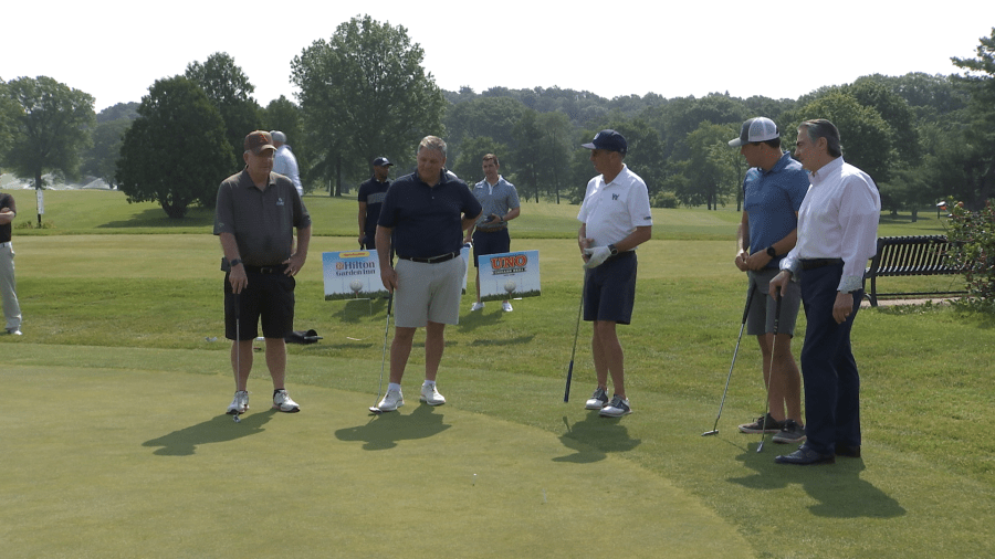Chicopee Mayor Vieau wins trophy at Spirit of Springfield Golf Classic