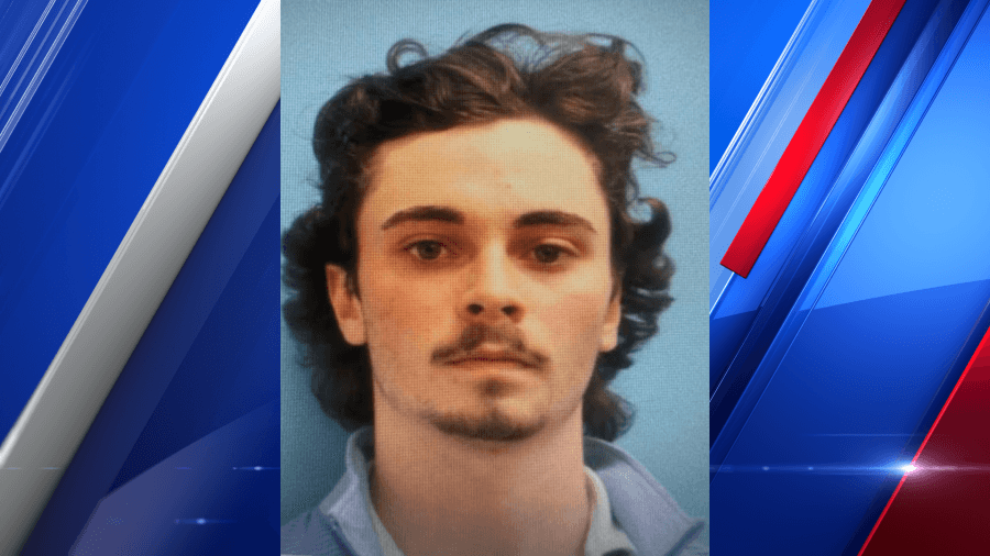 Mass. teenager arrested after driving 120MPH in New Hampshire