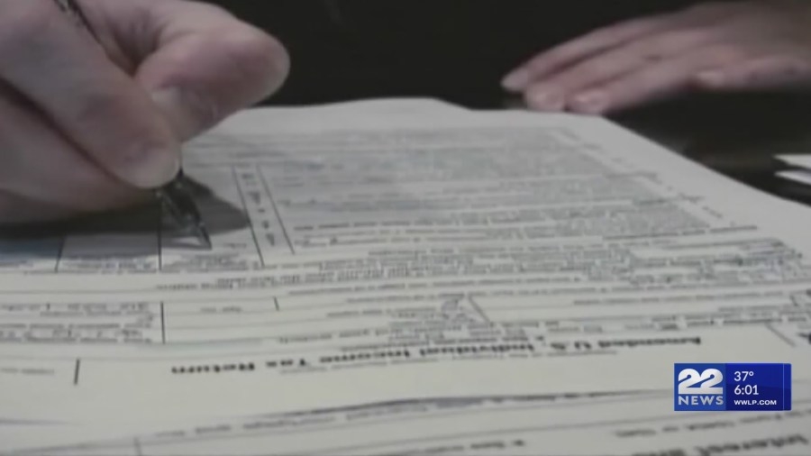 Tax experts advise early filing to prevent common mistakes