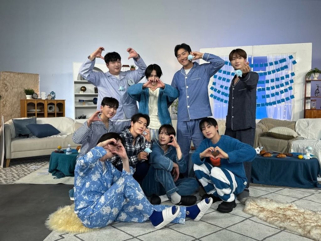Super Junior announces 12th album, "Super Junior25"