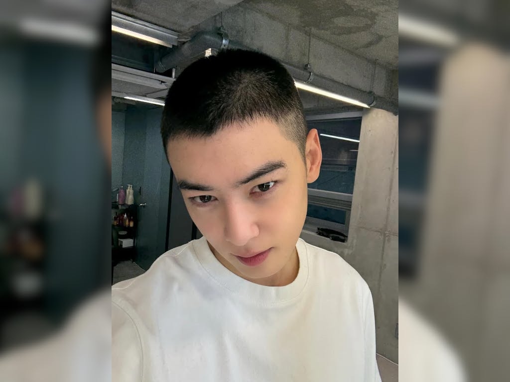 Cha Eun-woo's camp asks fans not to send letters and gifts