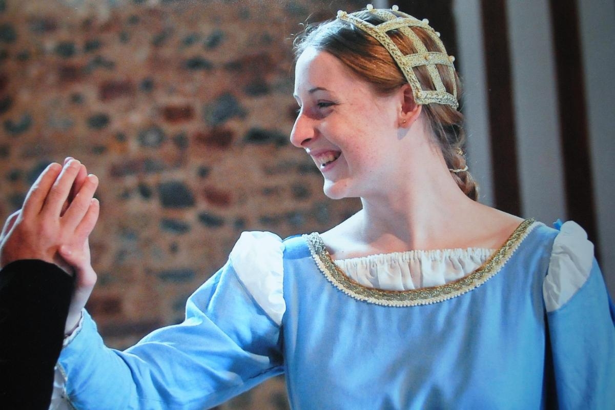 Tudor dance workshop invites you to learn steps from Shakespeare's era