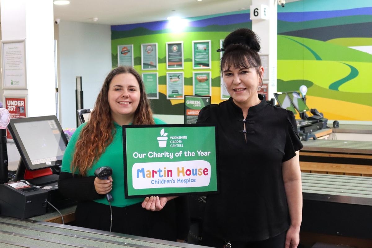 Yorkshire Garden Centres group raises £11k for children's hospice