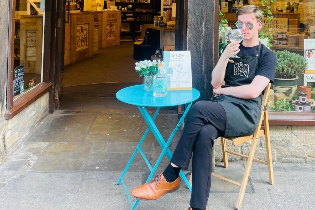 York Gin reports record sales of its no-alcohol alternative as temperatures soar!