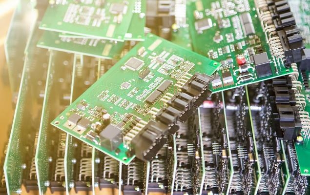 Quantum Computing: Tech's Next Giant Leap?