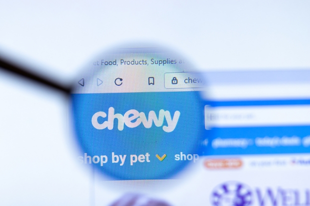 Is Chewy's 6.2% Q1 EBITDA Margin a Turning Point Toward Its Target?