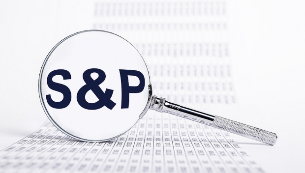 Moody's Downgrades U.S. Rating: What's Next for S&P 500 ETFs?