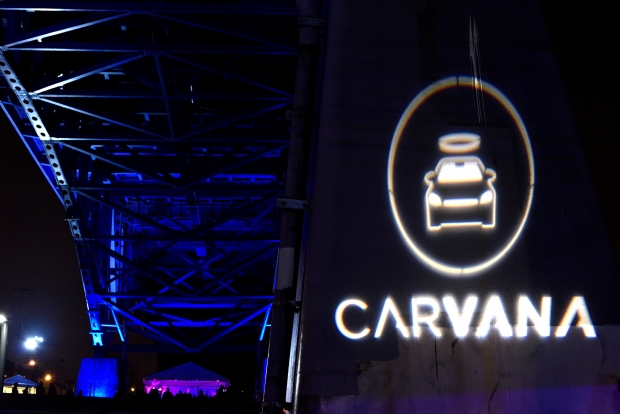 Is Carvana Set to Lead as Auto E-Commerce Adoption Accelerates?