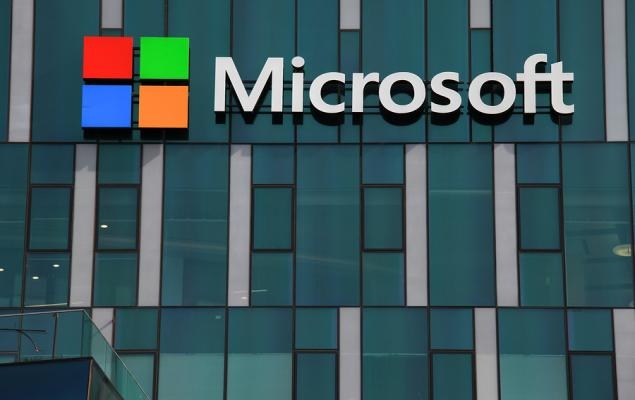 Microsoft Q3 Earnings & Revenues Beat on Surging Cloud Business