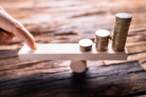 MKL Outperforms Industry, Trades at a Discount: How to Play the Stock?