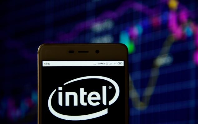 INTC Plunges 35% in the Past Year: Should You Dump the Stock?