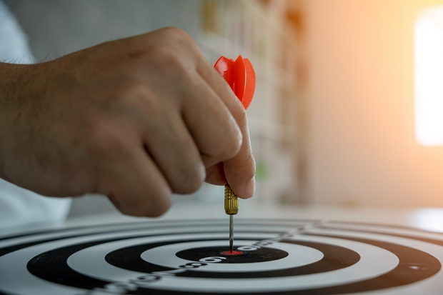 WTW Rises 24.7% in a Year but Lags Industry: How to Play the Stock
