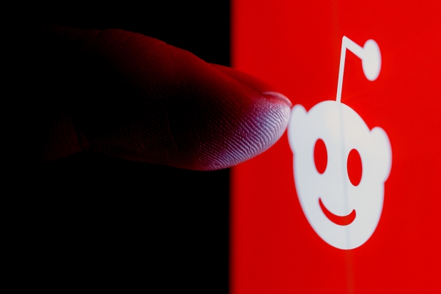 Reddit vs. Nextdoor: Which Social Network Stock Has the Edge?