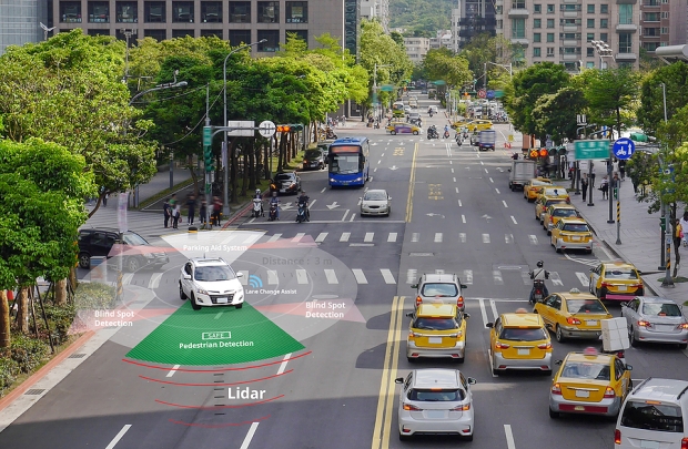 Will Tencent Give WeRide the Edge in the Robotaxi Race?