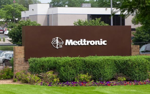 Abbott vs. Medtronic: Which Dividend-Paying MedTech Stock is Better?