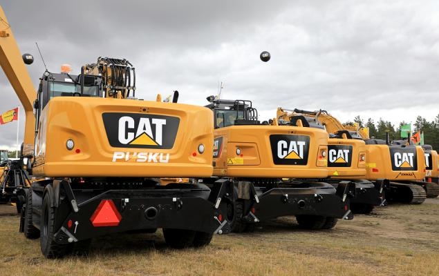 Caterpillar vs. Volvo: Which Heavy Equipment Stock is the Better Buy Now?