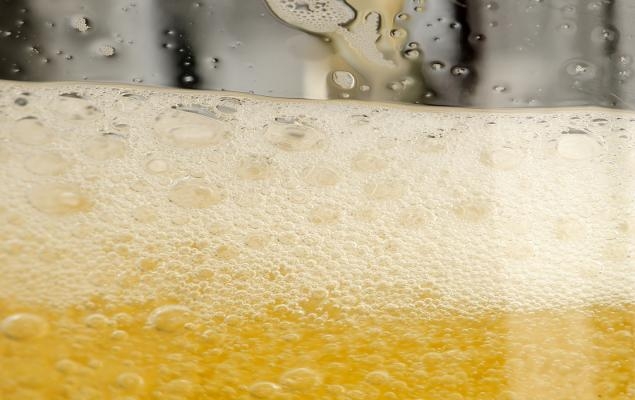 How to Play Constellation Brands Stock After a 27% Drop in 6 Months