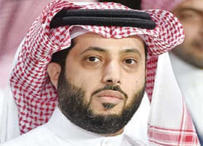تركي الشيخ يشارك صورة نادرة من فيلم «الناظر» ويعلق: «رحمهم الله جميعًا»