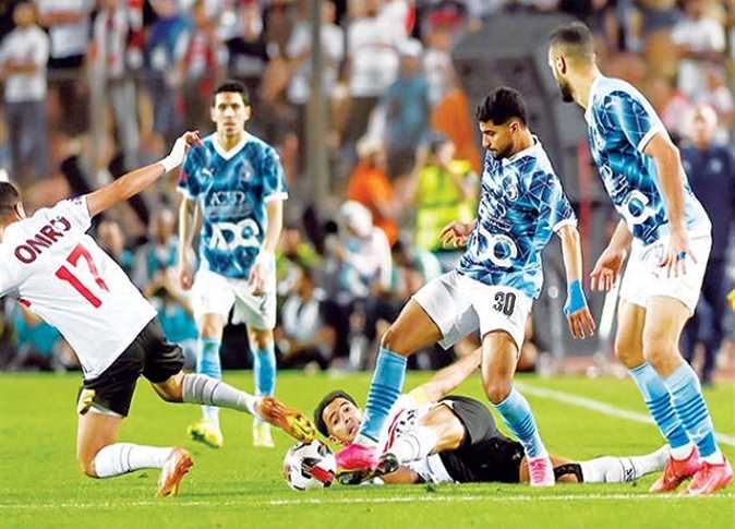 بعد غلق باب القيد.. رحيل 11 لاعبًا عن بيراميدز (رسميًا)