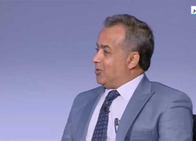 أسامة كبير: إيران تلوّح بالانسحاب من معاهدة حظر النووي.. وإغلاق مضيق هرمز البداية