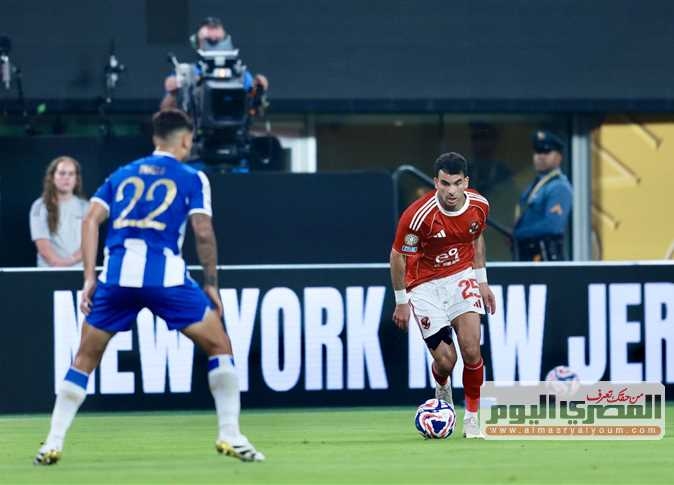 «يريدون تخريب أوضة اللبس في الأهلي».. رسائل نارية من المنيسي لمنتقدي زيزو (فيديو)