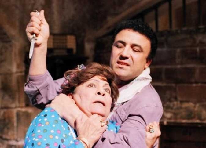 بلية أم لوزه.. فيديو للراحل عماد محرم يكشف سر ابنة مديحة كامل في فيلم «العفاريت» بعد عرضه بـ35 عام