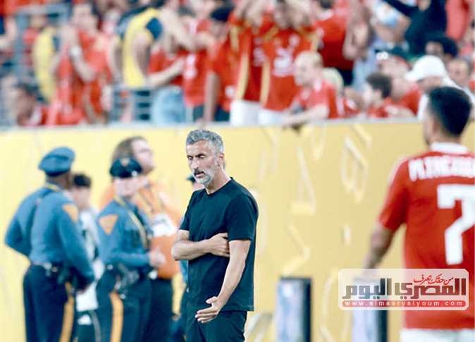 «النفسيات وفاكر نفسه بيلاعب فاركو».. رضا عبدالعال يكشف سبب وداع الأهلي لـ كأس العالم للأندية