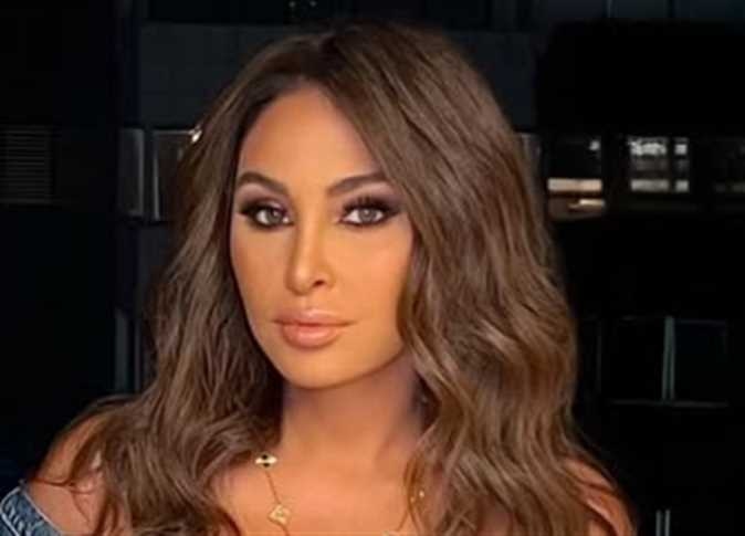 إليسا تتصدر التريند بظهور مفاجئ.. وجمهورها: «إحلويتي يا ملكة الاحساس» (صور)