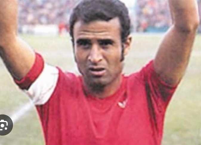 الأهلي ينعى أسطورة الكرة المغربية أحمد فرس