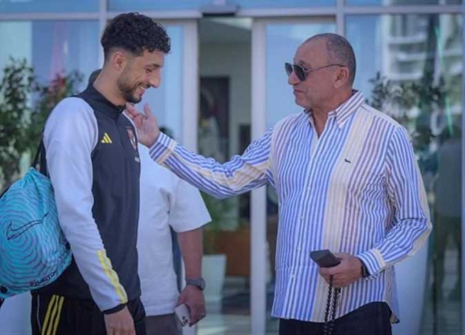 «الخطيب بطل كورة والنادي موقفش».. تعليق ناري من مدرب الأهلي السابق بشأن أزمة وسام أبو علي
