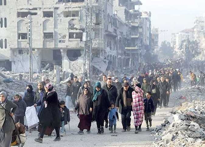 بينها بلد عربي على حدود مصر.. الموساد يزعم موافقة 3 دول على استقبال أهل غزة