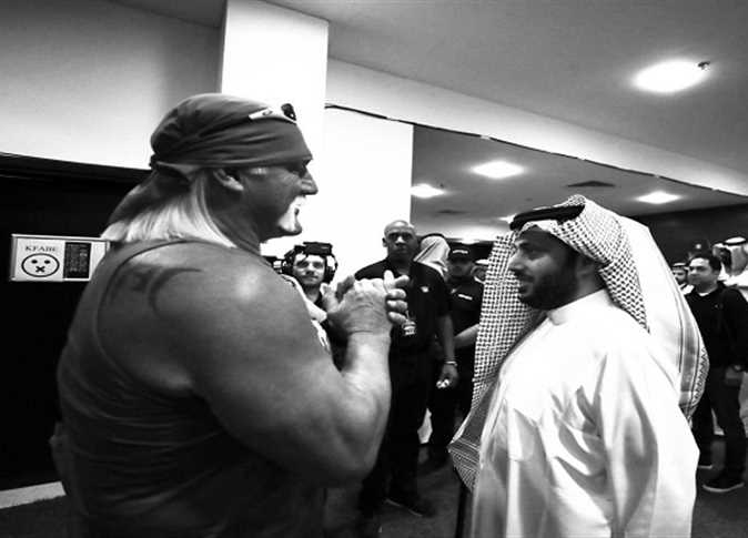 «لن أنساه.. وفتح آفاق المصارعة».. تركي آل الشيخ ينعى هالك هوجان برسالة مؤثرة