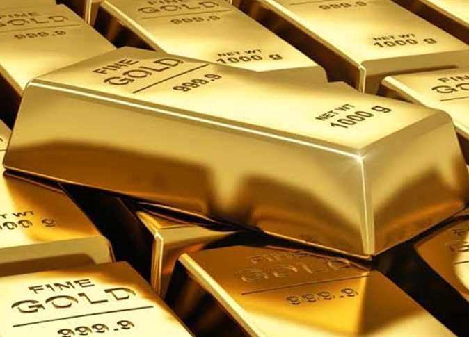 ضربة مزدوجة لـ «سعر الذهب عالميًا».. هبوط لأدنى مستوى في 3 أسابيع (اتفاق ترامب الأوروبي أحد الأسباب)