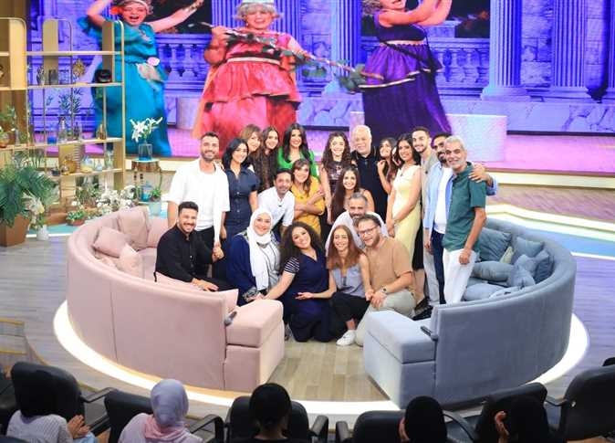 أشرف زكى يوضح قراره بشأن مشاركة التيك توكرز في الأعمال الفنية ببرنامج «معكم» (تفاصيل)