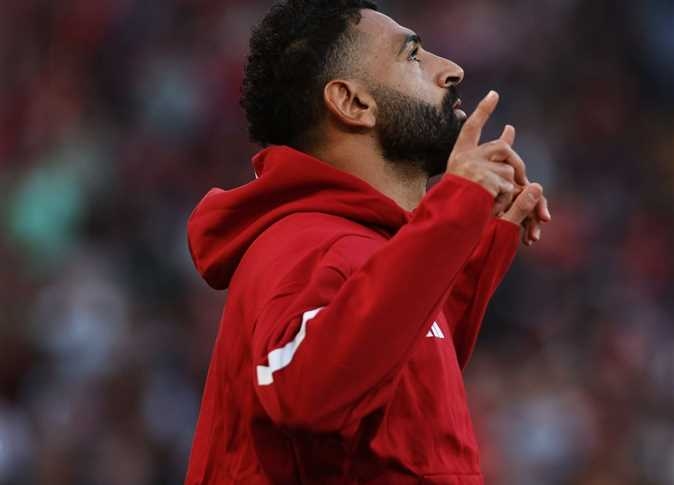 «وحش وجعلني استسلم».. نجم ليفربول يبوح بأسرار صادمة عن محمد صلاح