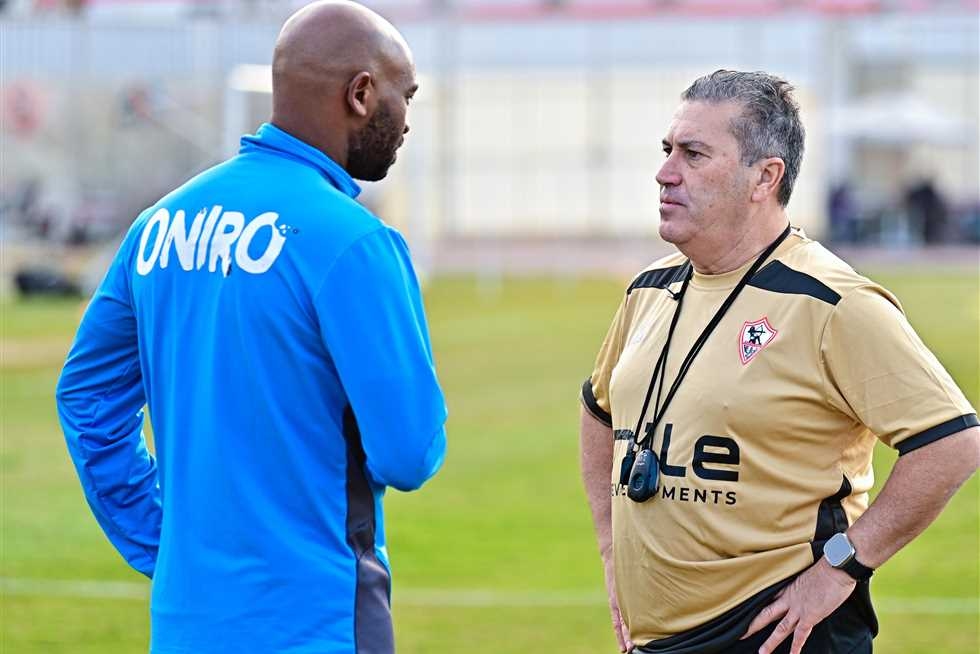 قبل اجتماع مجلس الزمالك.. شوبير يكشف مصير بيسيرو