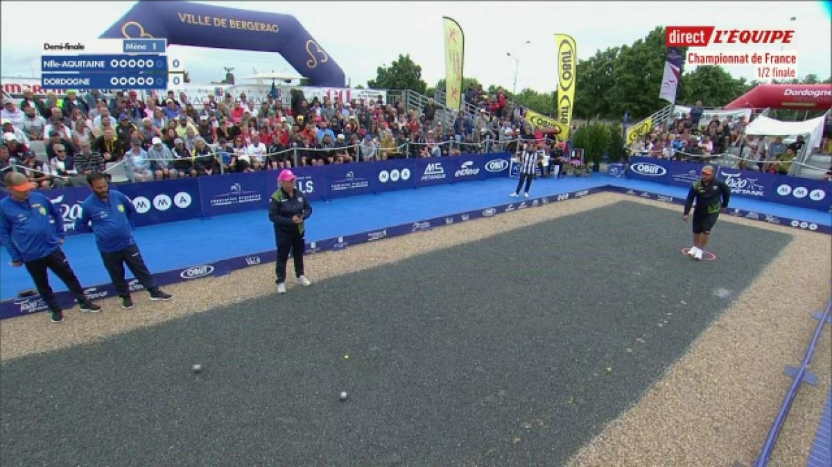 107923 - Tous sports : Pétanque - Le replay de la 2e 1/2 finale triplette mixte