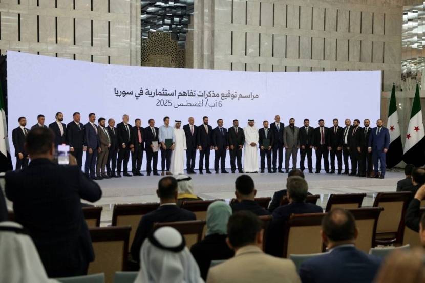 دمشق توقع 12 مشروعاً استثمارياً بقيمة 14 مليار دولار بحضور المبعوث الأمريكي