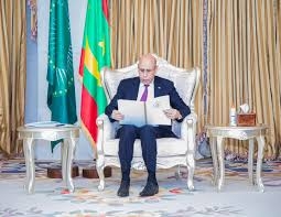 ولد الشيخ حماه الله يطالب الرئيس غزواني بإبعاد المفسدين ويكشف الظروف الصعبة لأغلبية الشعب