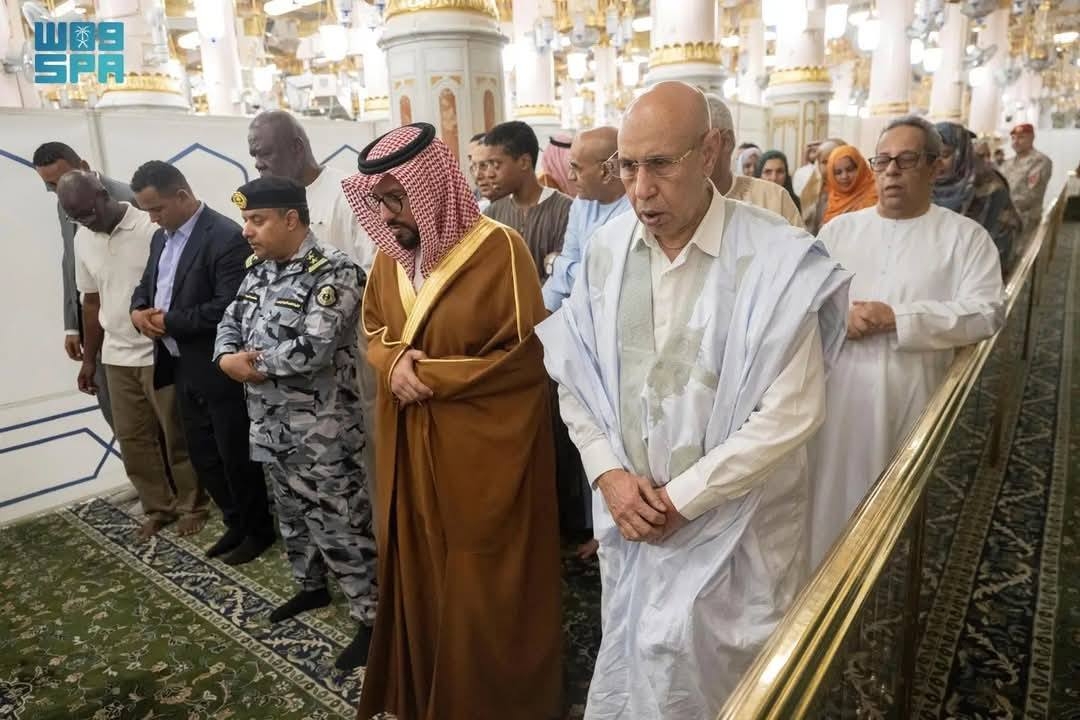 غزواني يزور المسجد النبوي الشريف (صور)