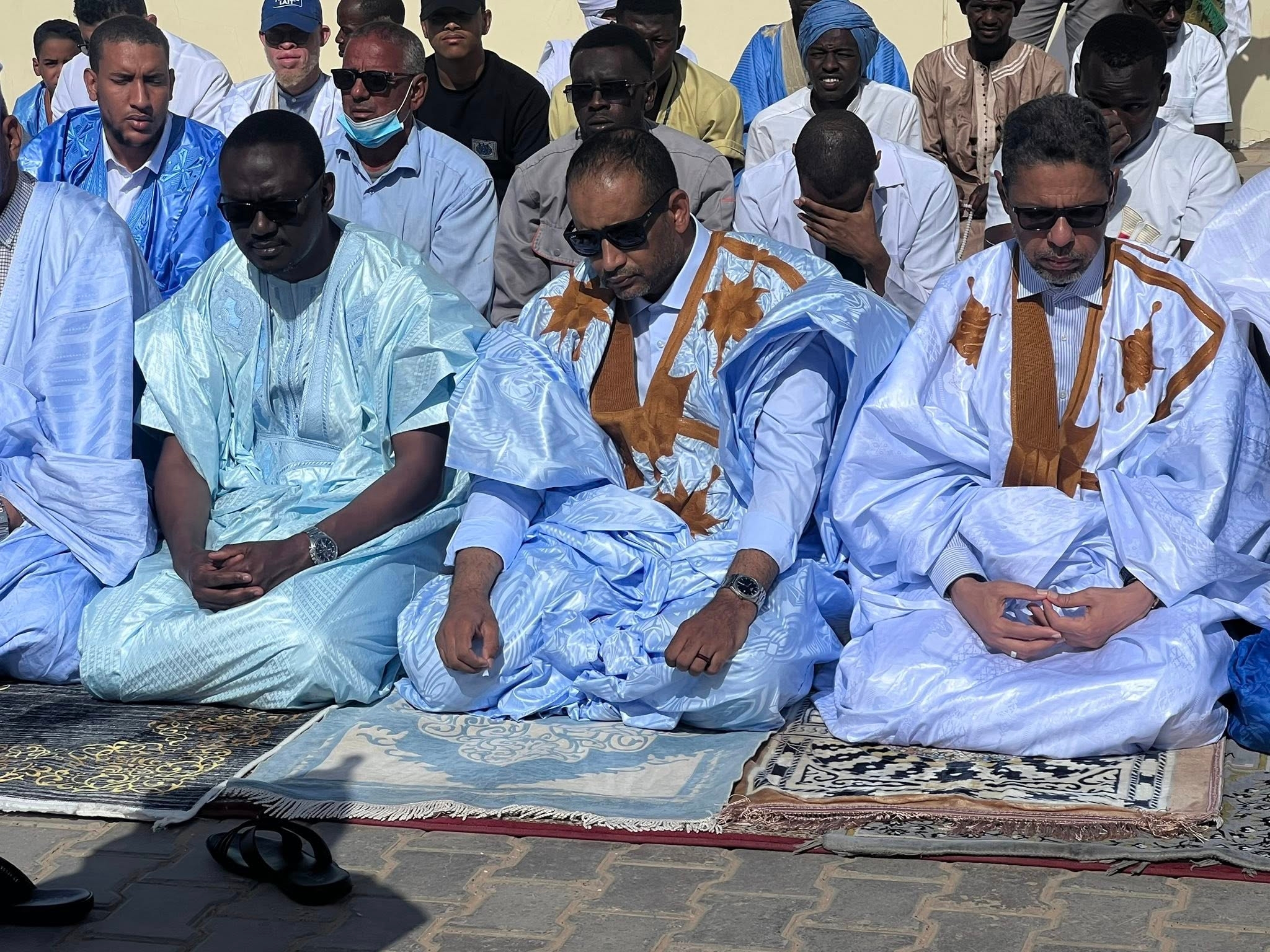 إقامة صلاة عيد الأضحى المبارك في المستشفى الوطني بحضور مديره العام والطاقم الإداري (صور)