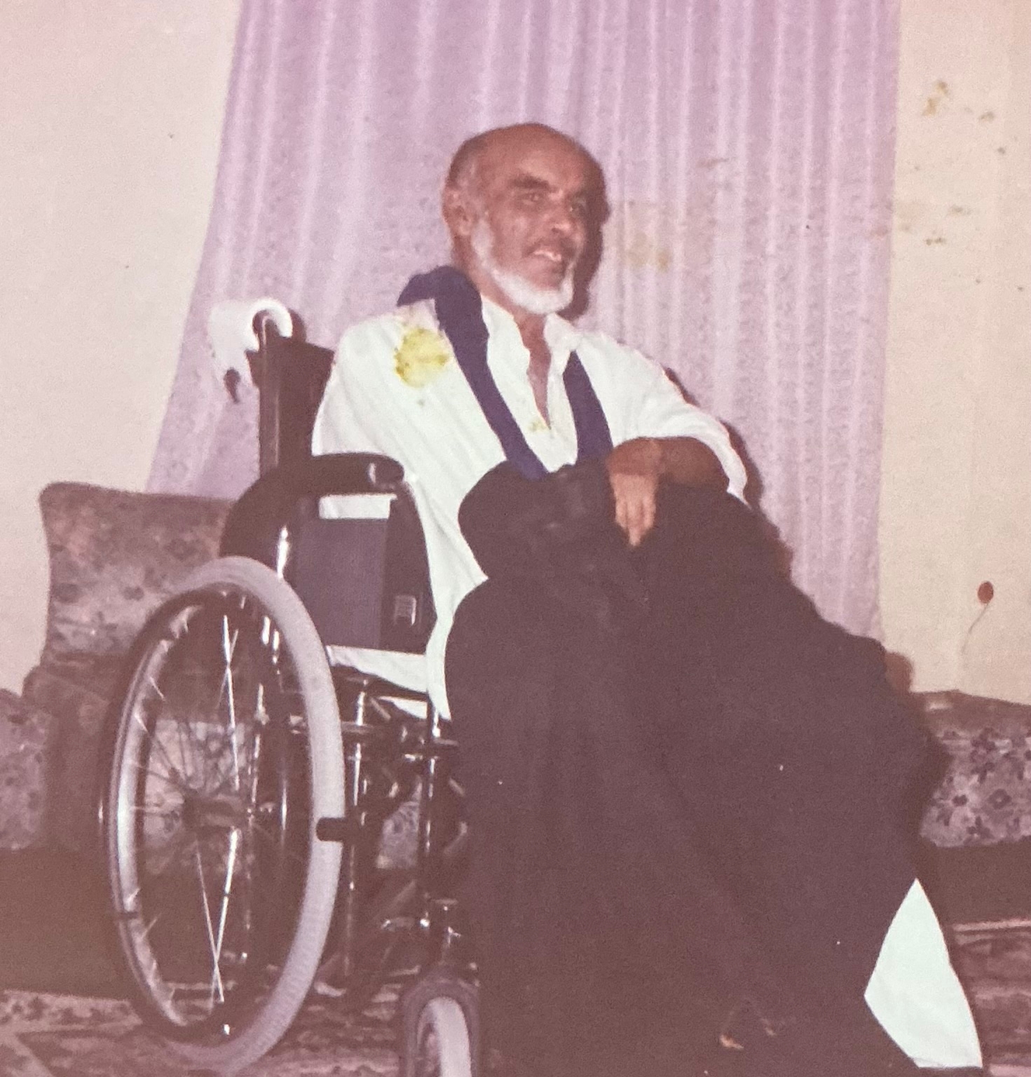 جمال ولد كابر يدون: "في ذكرى رحيل والدنا محمد (كابر): قدوة الاستقامة والتربية الحسنة"