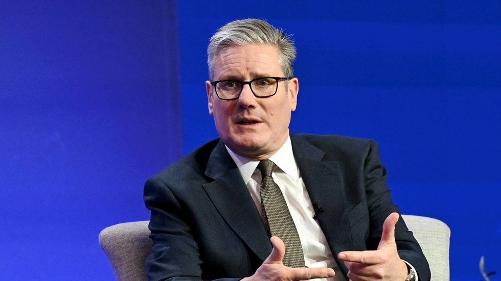 UK to cut international aid to increase defense spending