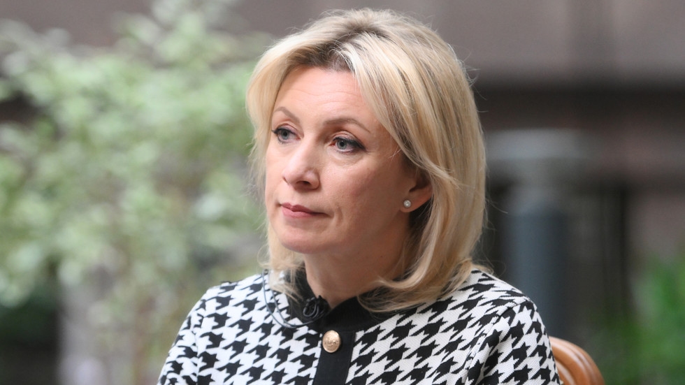 Macron should apologize