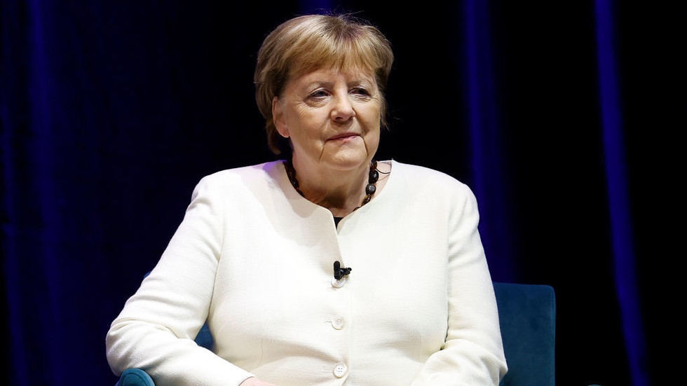 Merkel slams ‘Putinversteher' witch hunts