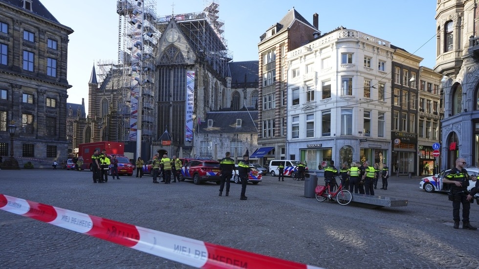 Amsterdam stabbing suspect from former Ukrainian region – police (VIDEO)